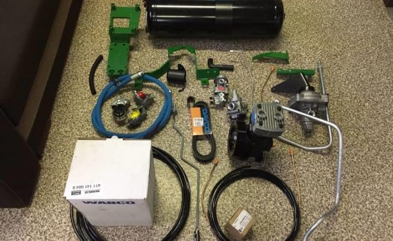 Пневматичні гальма Wabco для тракторів John Deere